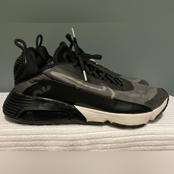 Nike Air Max 2090’s size 11 - Picture 1 of 16